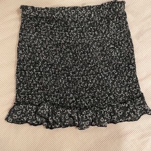 Gently used mini skirt